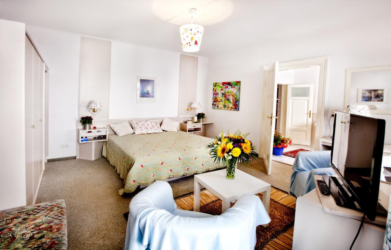 Pension Margit Баден Екстер'єр фото