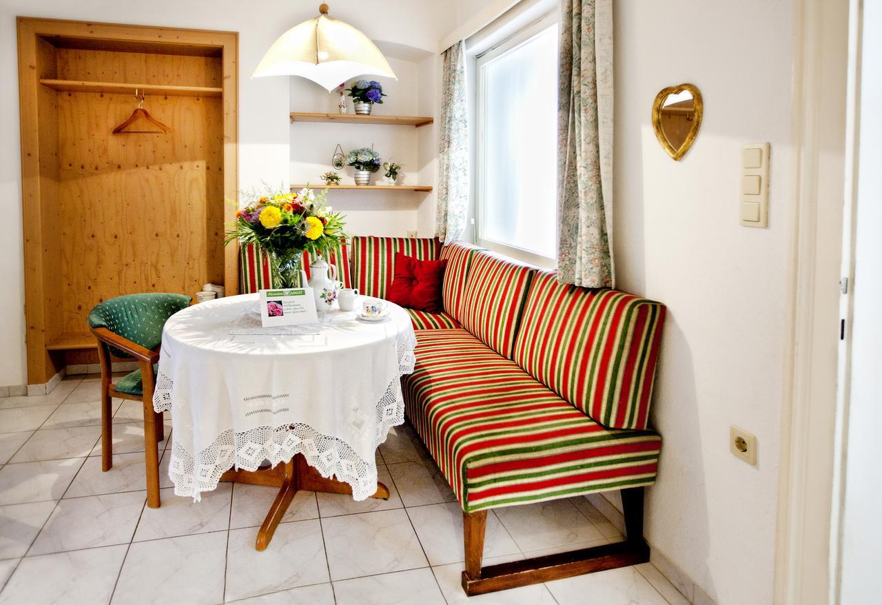 Pension Margit Баден Екстер'єр фото